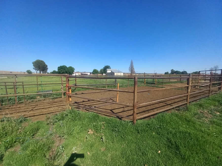 7 Bedroom Property for Sale in Lochvaal Gauteng