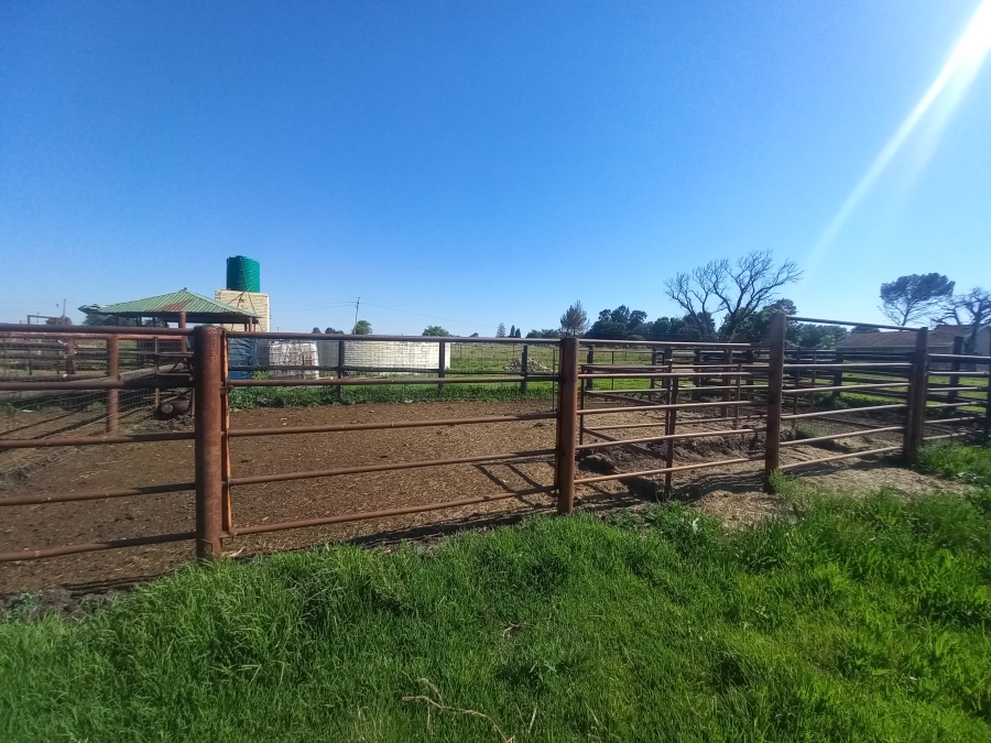 7 Bedroom Property for Sale in Lochvaal Gauteng