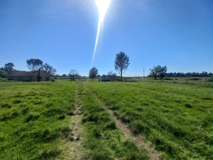 7 Bedroom Property for Sale in Lochvaal Gauteng