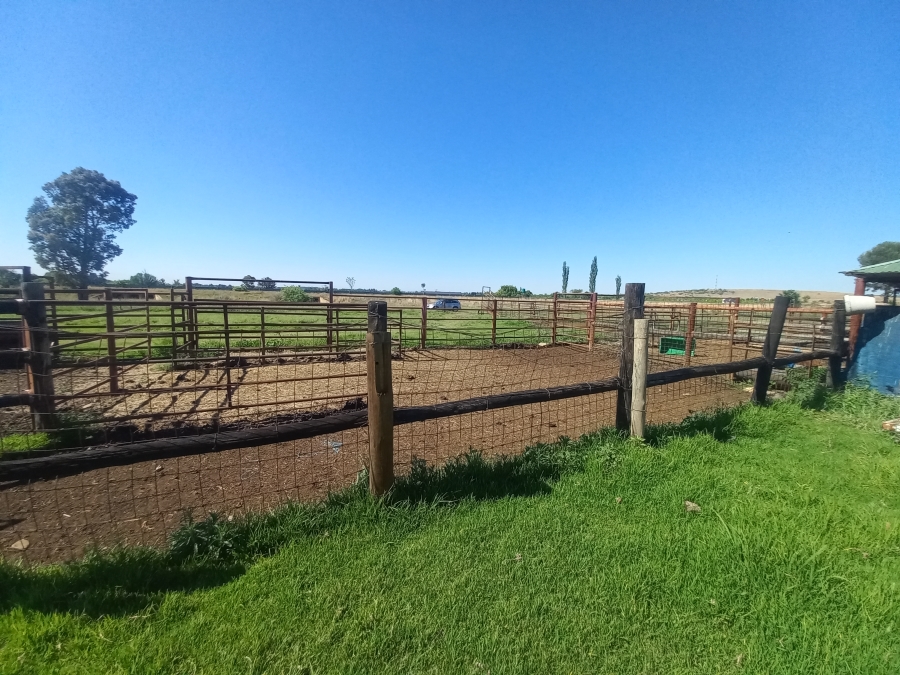 7 Bedroom Property for Sale in Lochvaal Gauteng