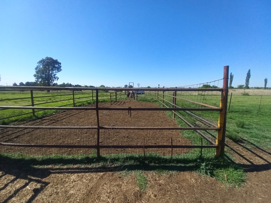 7 Bedroom Property for Sale in Lochvaal Gauteng