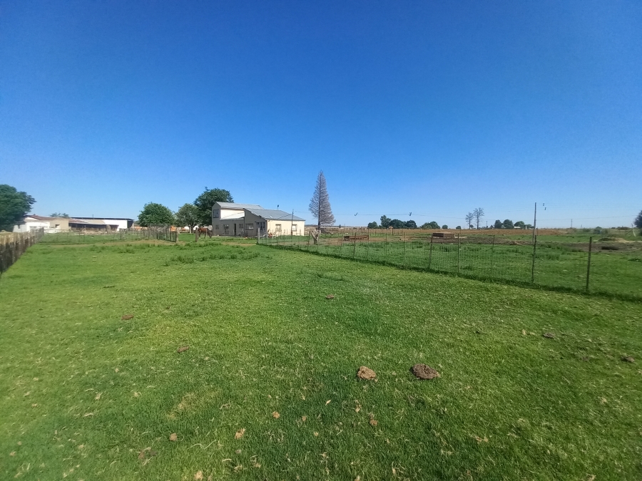 7 Bedroom Property for Sale in Lochvaal Gauteng