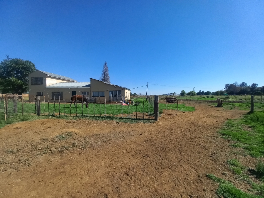 7 Bedroom Property for Sale in Lochvaal Gauteng