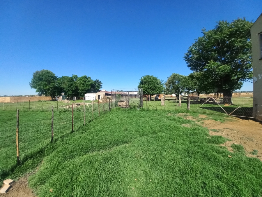 7 Bedroom Property for Sale in Lochvaal Gauteng
