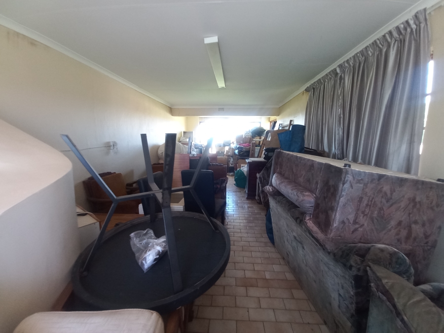 7 Bedroom Property for Sale in Lochvaal Gauteng