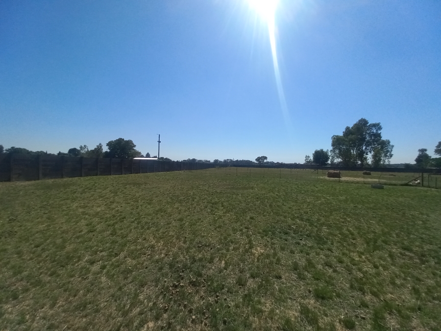 4 Bedroom Property for Sale in Theoville Gauteng