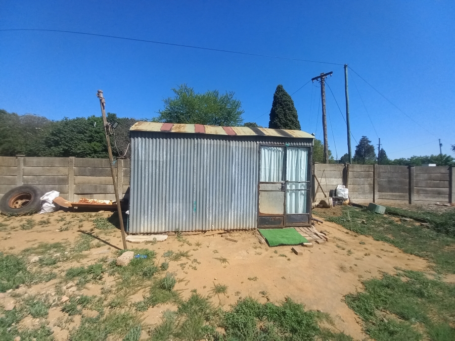 4 Bedroom Property for Sale in Theoville Gauteng