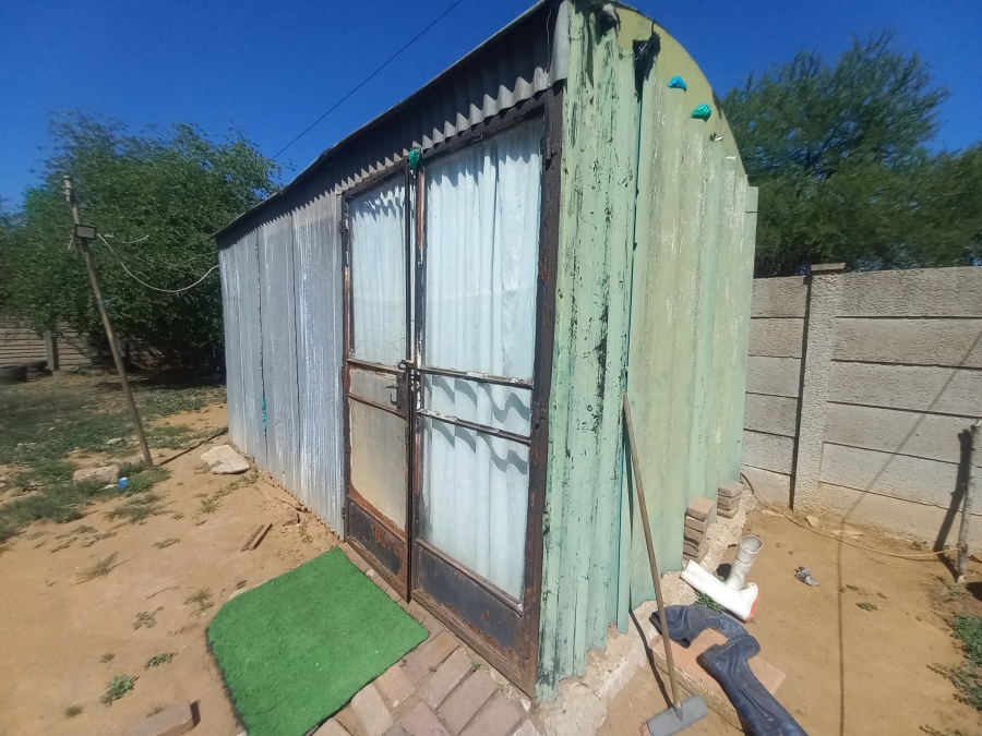 4 Bedroom Property for Sale in Theoville Gauteng