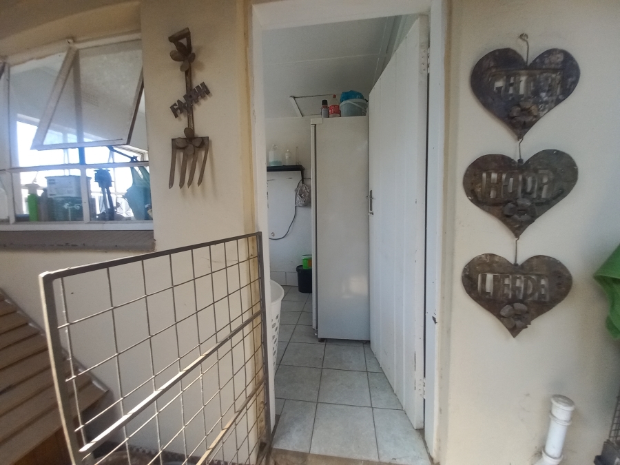 4 Bedroom Property for Sale in Theoville Gauteng