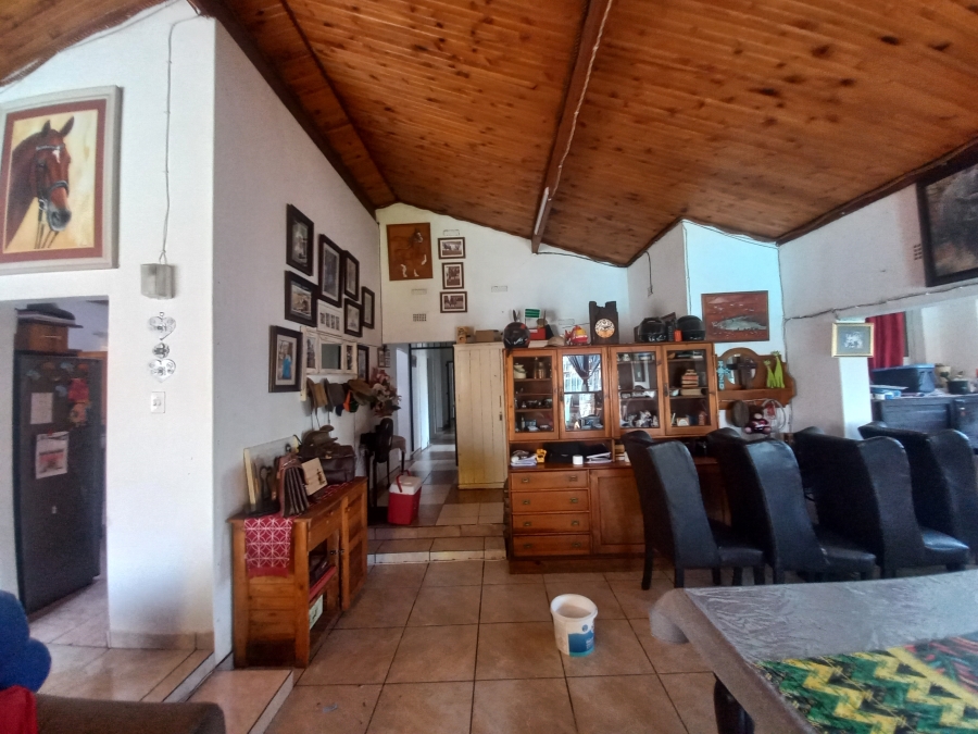 4 Bedroom Property for Sale in Theoville Gauteng