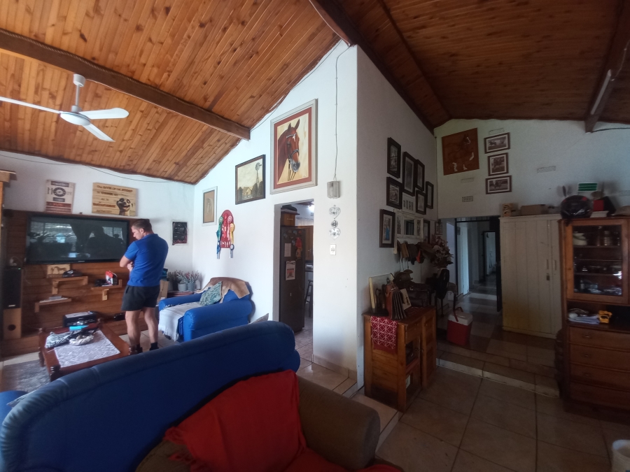 4 Bedroom Property for Sale in Theoville Gauteng