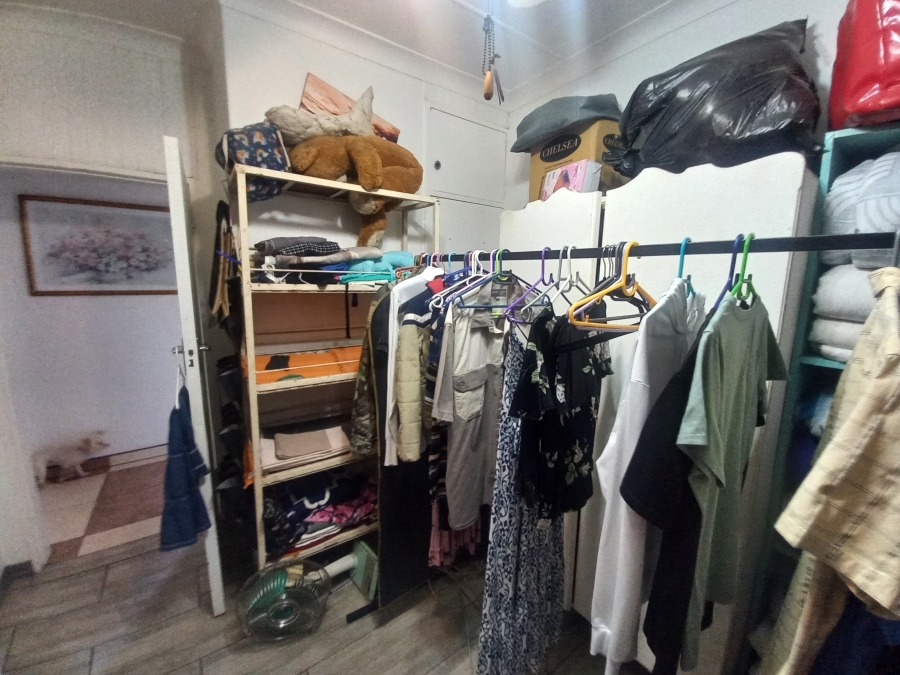 4 Bedroom Property for Sale in Theoville Gauteng