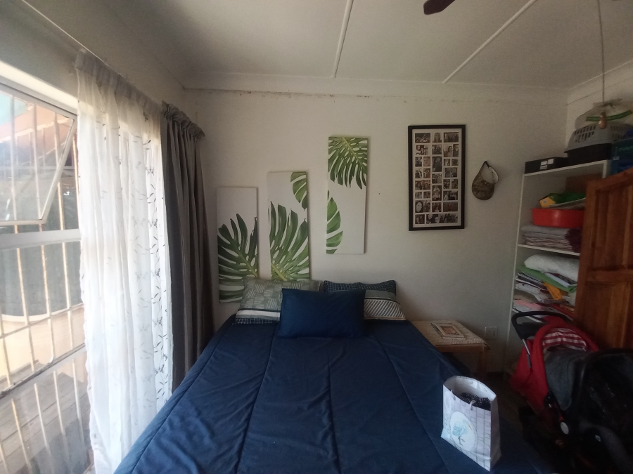 4 Bedroom Property for Sale in Theoville Gauteng