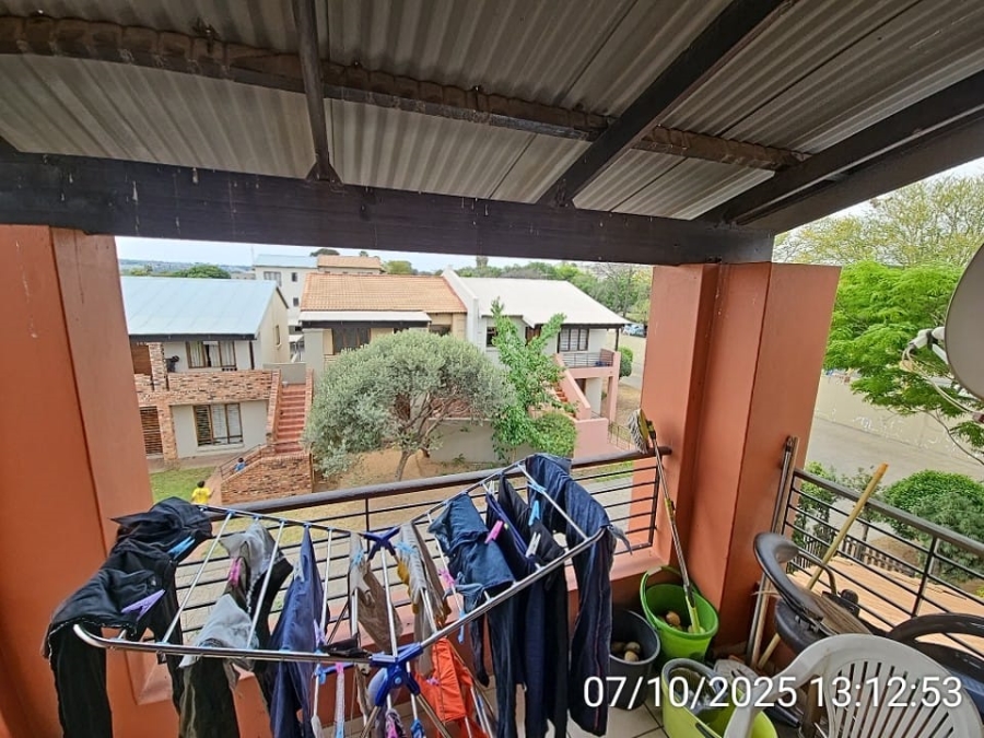 1 Bedroom Property for Sale in Vorna Valley Gauteng