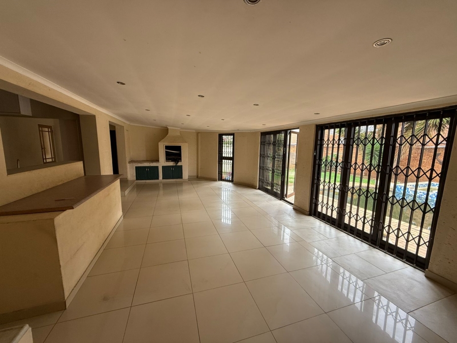 4 Bedroom Property for Sale in Witkoppie Ridge Gauteng