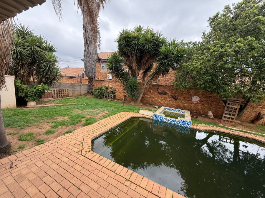 4 Bedroom Property for Sale in Witkoppie Ridge Gauteng