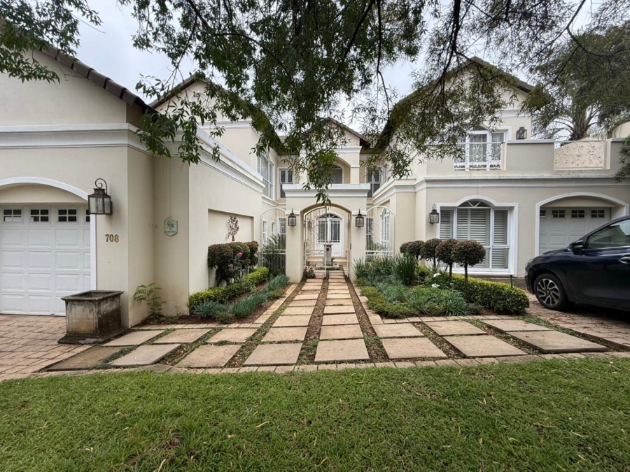 4 Bedroom Property for Sale in Cedar Lakes Gauteng