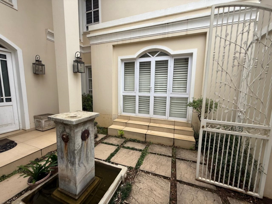 4 Bedroom Property for Sale in Cedar Lakes Gauteng