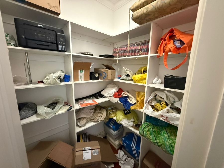 4 Bedroom Property for Sale in Cedar Lakes Gauteng