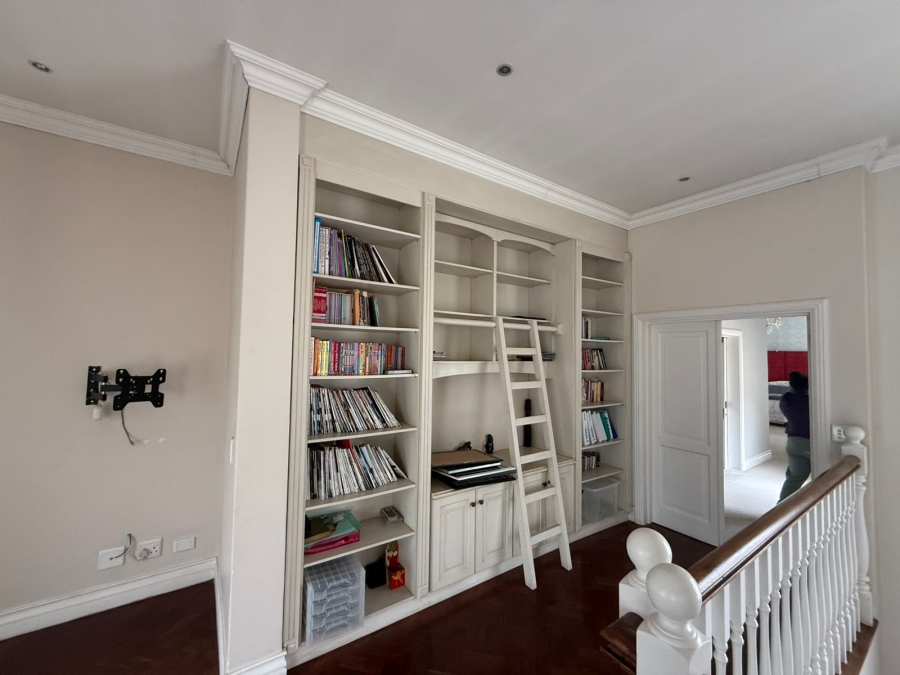 4 Bedroom Property for Sale in Cedar Lakes Gauteng