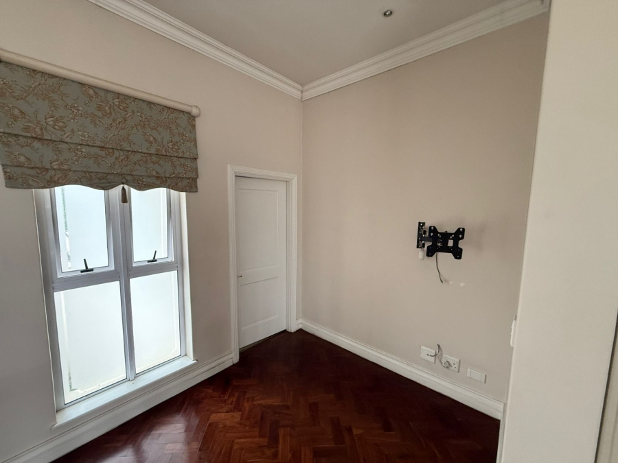 4 Bedroom Property for Sale in Cedar Lakes Gauteng