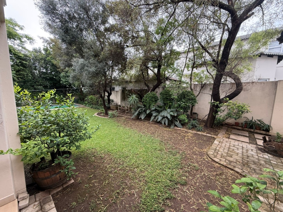 4 Bedroom Property for Sale in Cedar Lakes Gauteng