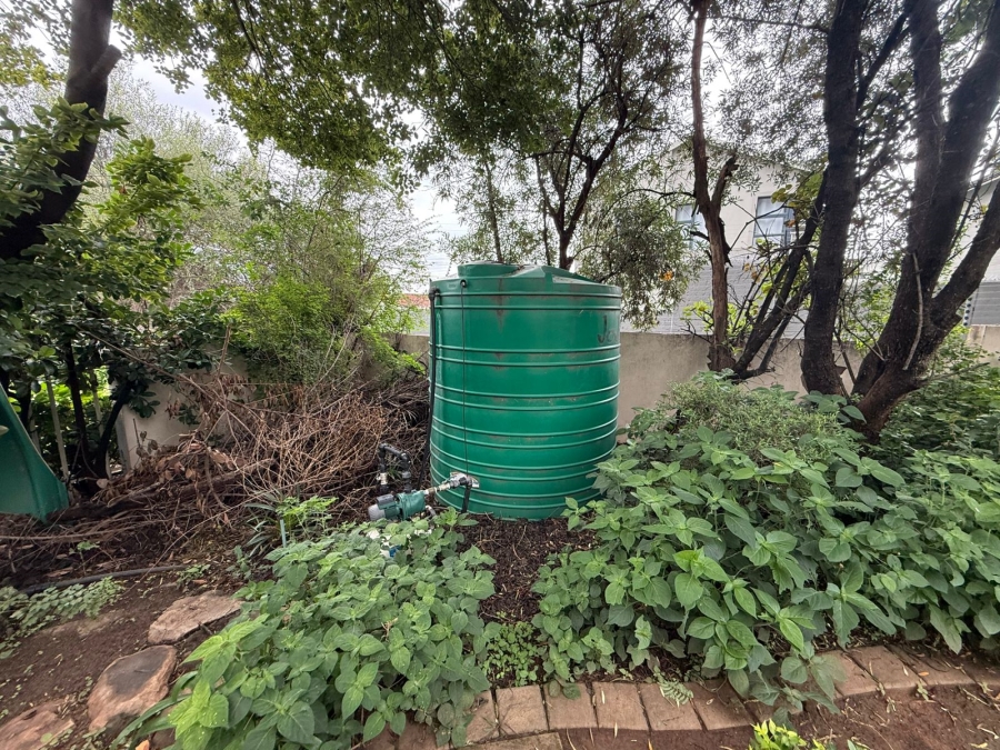 4 Bedroom Property for Sale in Cedar Lakes Gauteng