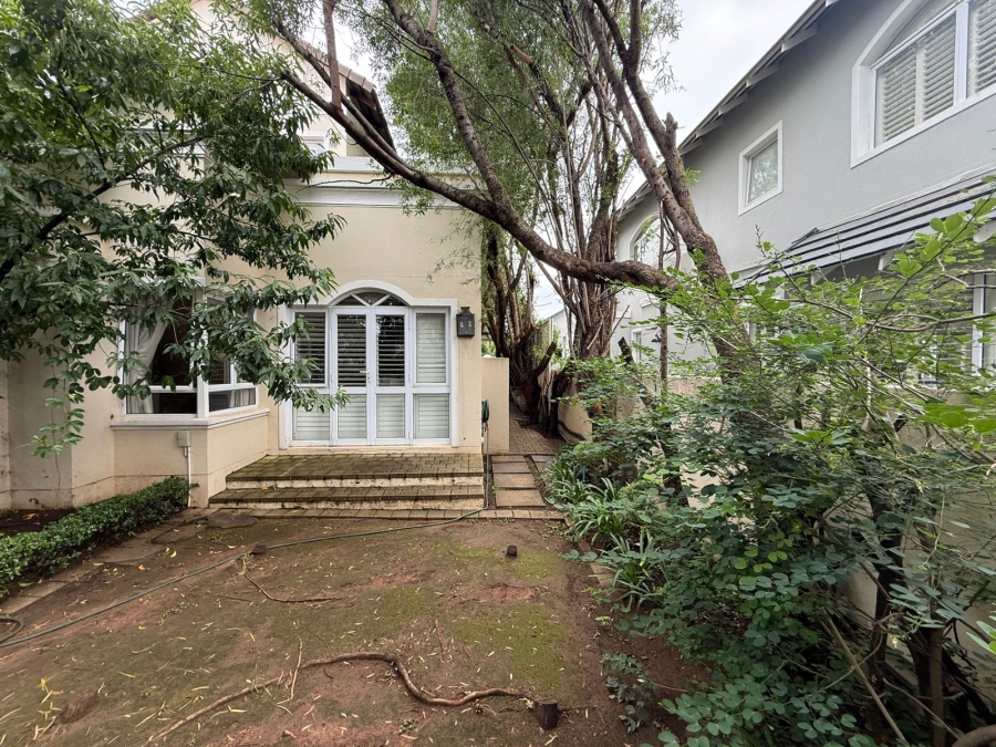 4 Bedroom Property for Sale in Cedar Lakes Gauteng