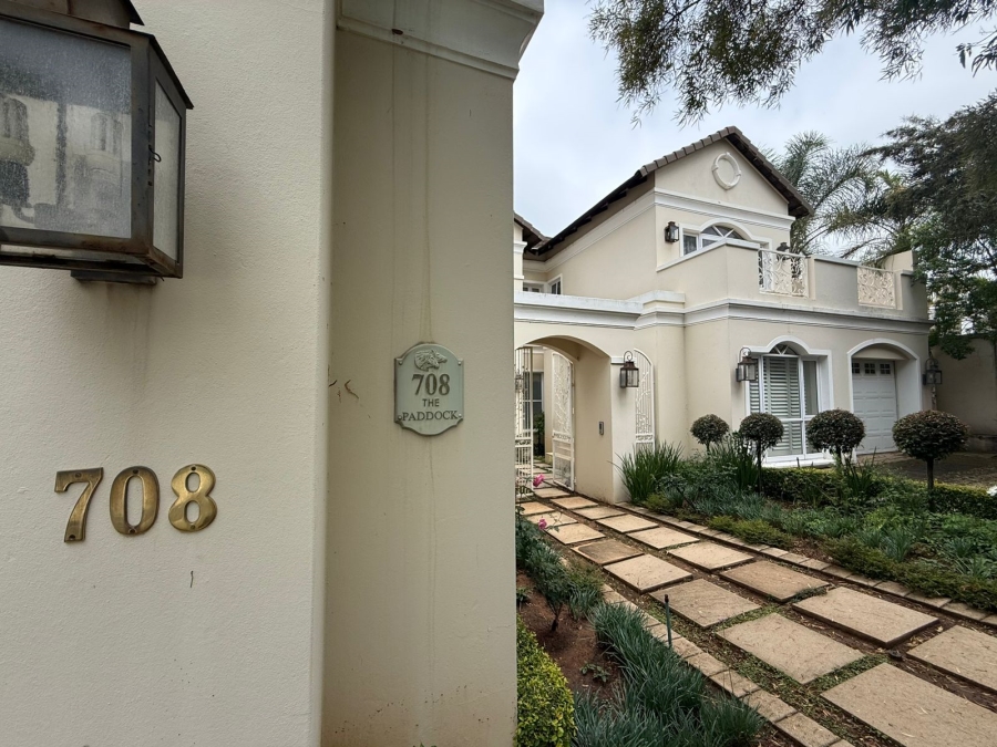 4 Bedroom Property for Sale in Cedar Lakes Gauteng