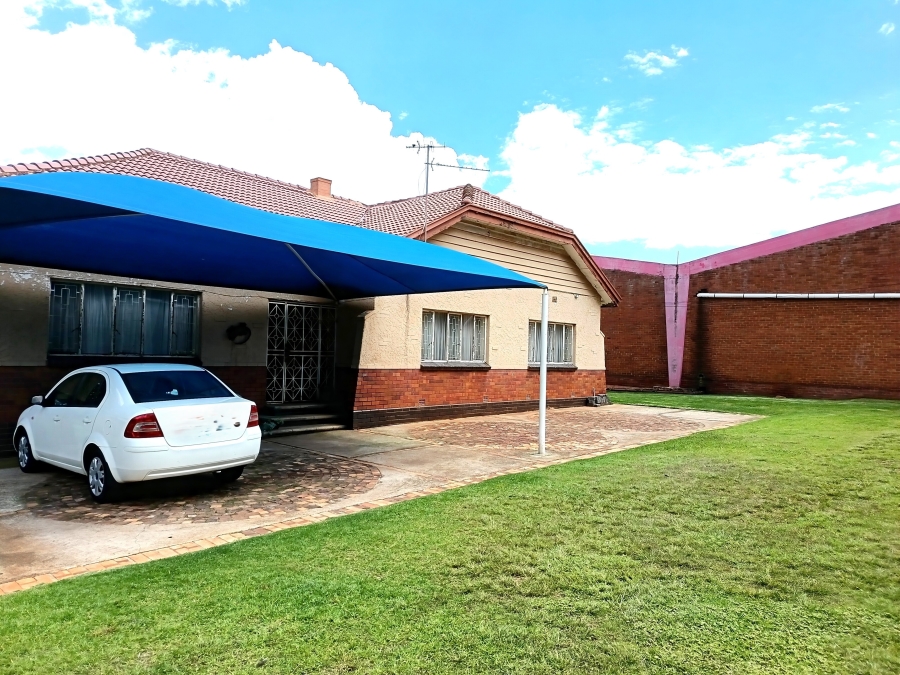 3 Bedroom Property for Sale in Brakpan Central Gauteng