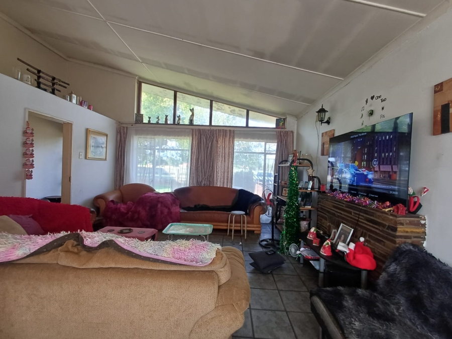 3 Bedroom Property for Sale in Strubenvale Gauteng