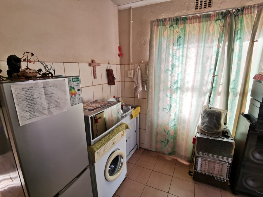 3 Bedroom Property for Sale in Strubenvale Gauteng