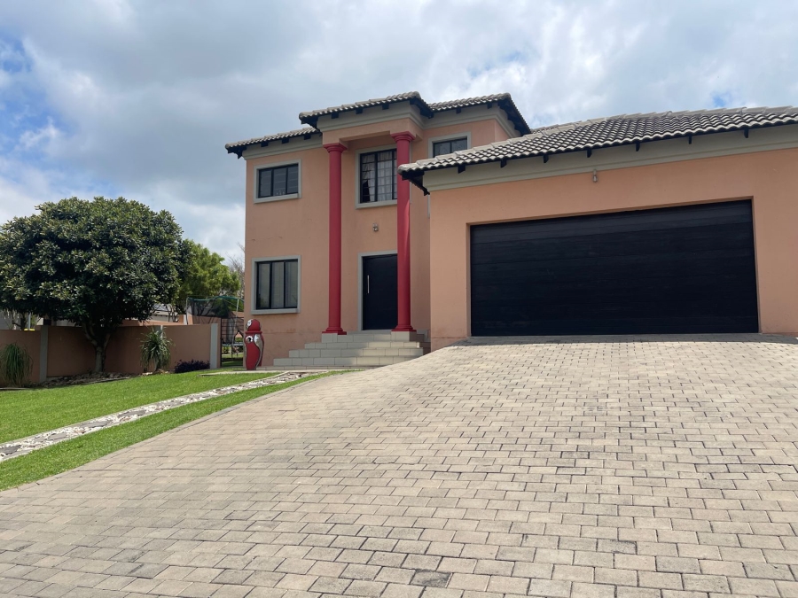 4 Bedroom Property for Sale in Thatchfield Hills Gauteng