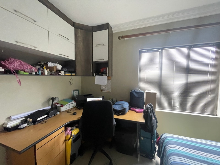4 Bedroom Property for Sale in Thatchfield Hills Gauteng