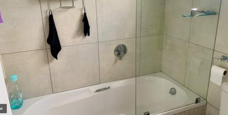 2 Bedroom Property for Sale in Linmeyer Gauteng