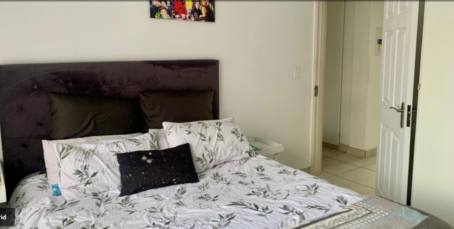 2 Bedroom Property for Sale in Linmeyer Gauteng