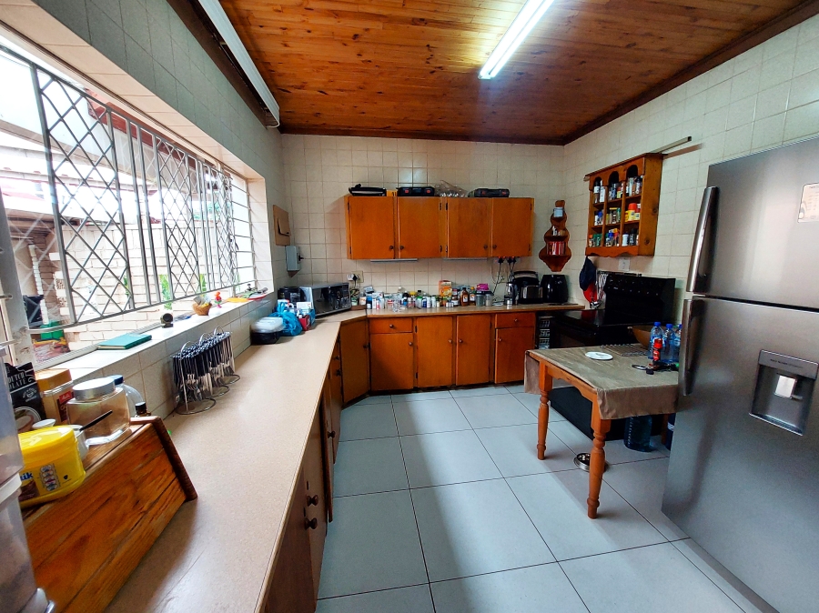 5 Bedroom Property for Sale in Waterkloof Ridge Gauteng