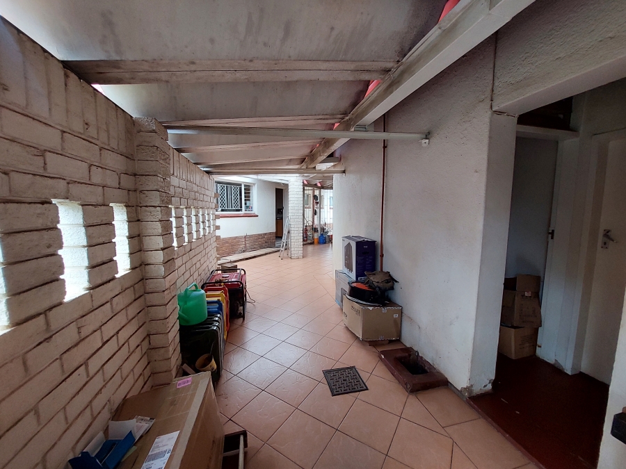 5 Bedroom Property for Sale in Waterkloof Ridge Gauteng