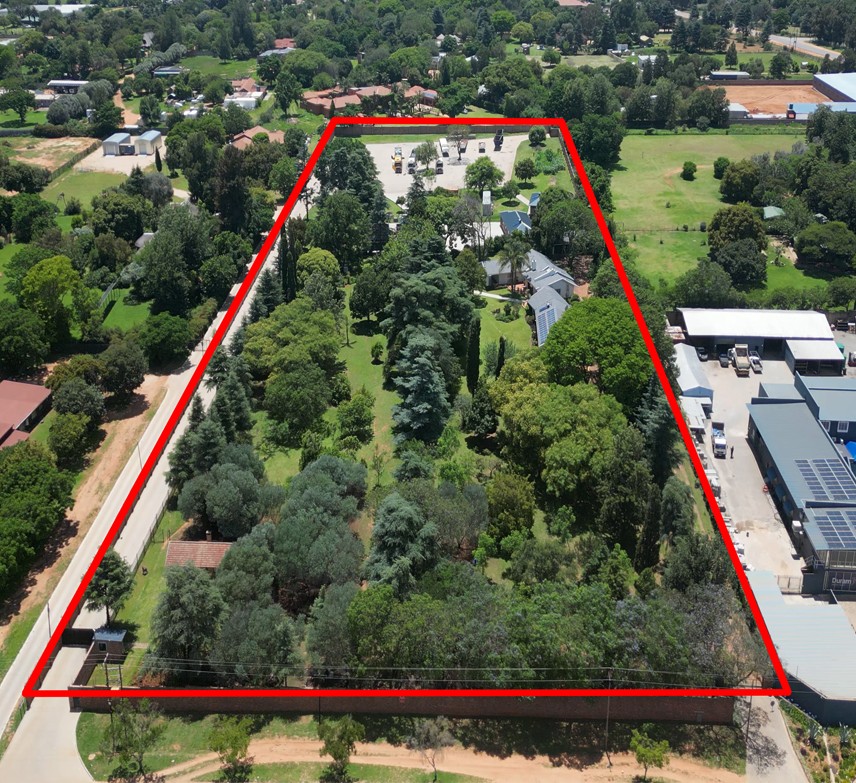 12 Bedroom Property for Sale in Glen Austin Gauteng