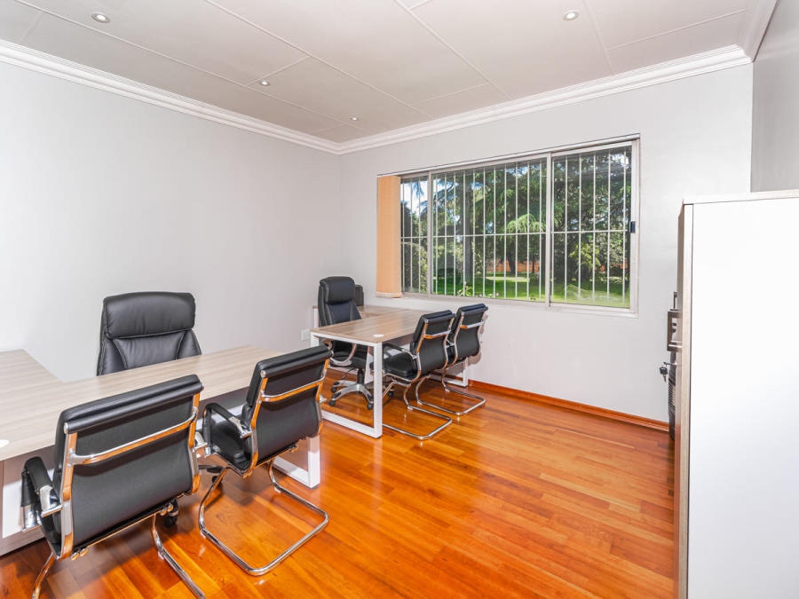 12 Bedroom Property for Sale in Glen Austin Gauteng