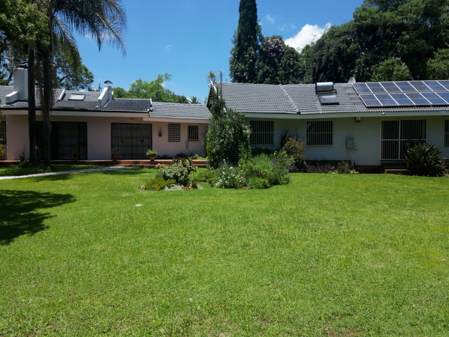 12 Bedroom Property for Sale in Glen Austin Gauteng