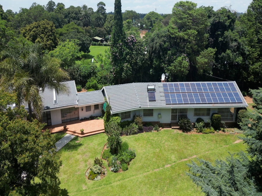 12 Bedroom Property for Sale in Glen Austin Gauteng