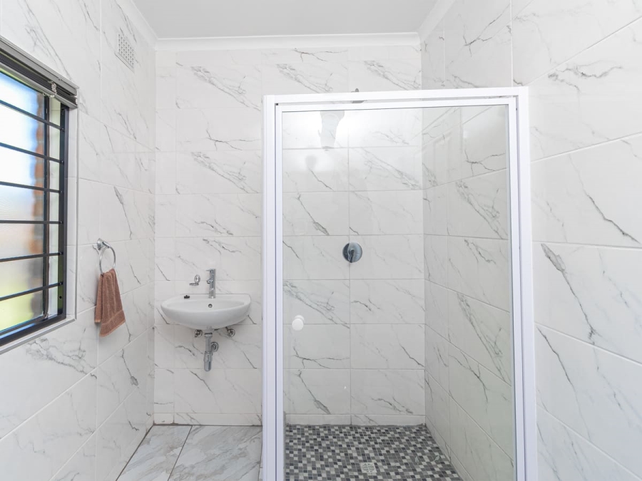 12 Bedroom Property for Sale in Glen Austin Gauteng