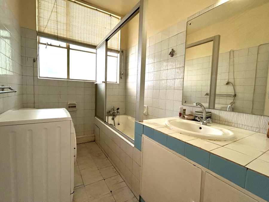 1 Bedroom Property for Sale in Houghton Estate Gauteng