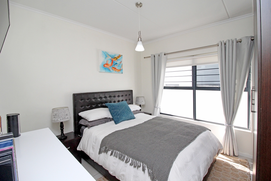 To Let 3 Bedroom Property for Rent in Greenstone Hill Gauteng