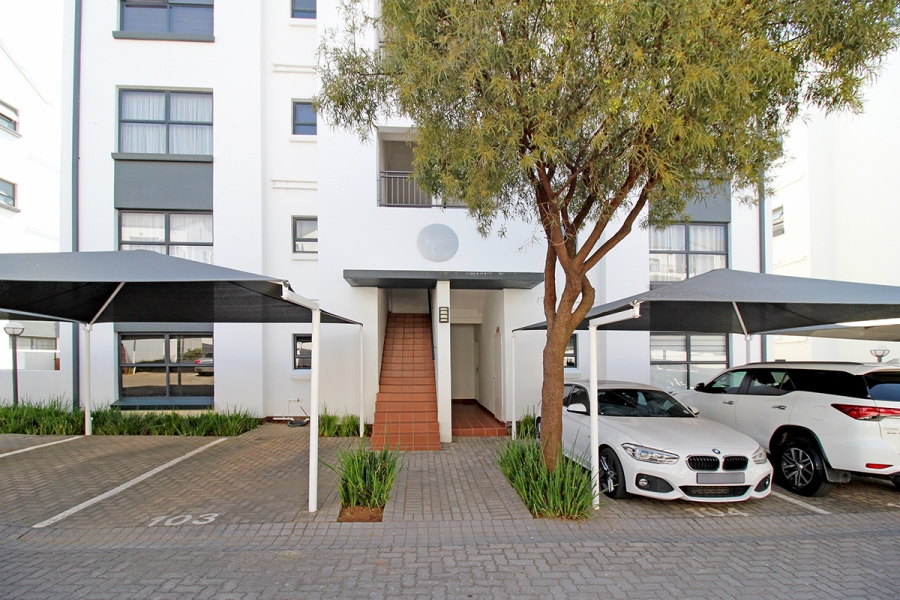 To Let 3 Bedroom Property for Rent in Greenstone Hill Gauteng