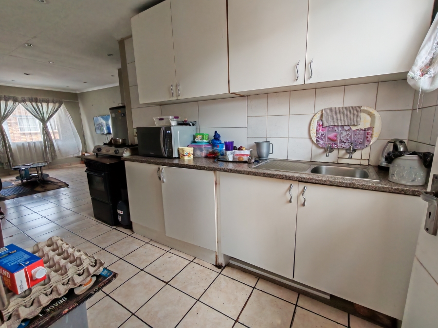 2 Bedroom Property for Sale in Kempton Park Central Gauteng