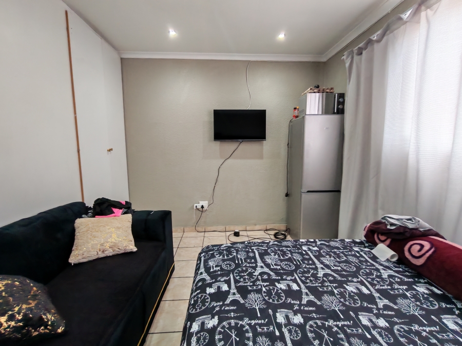 2 Bedroom Property for Sale in Kempton Park Central Gauteng