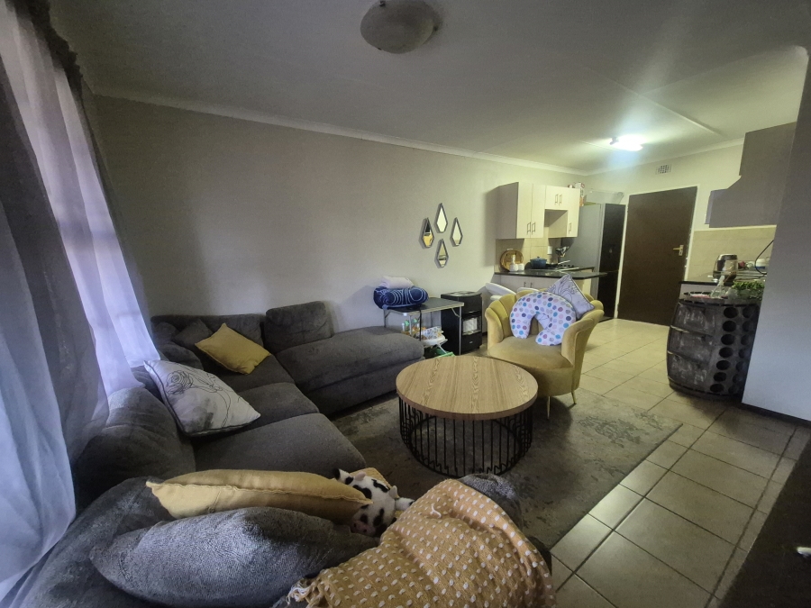 2 Bedroom Property for Sale in Noordwyk Gauteng