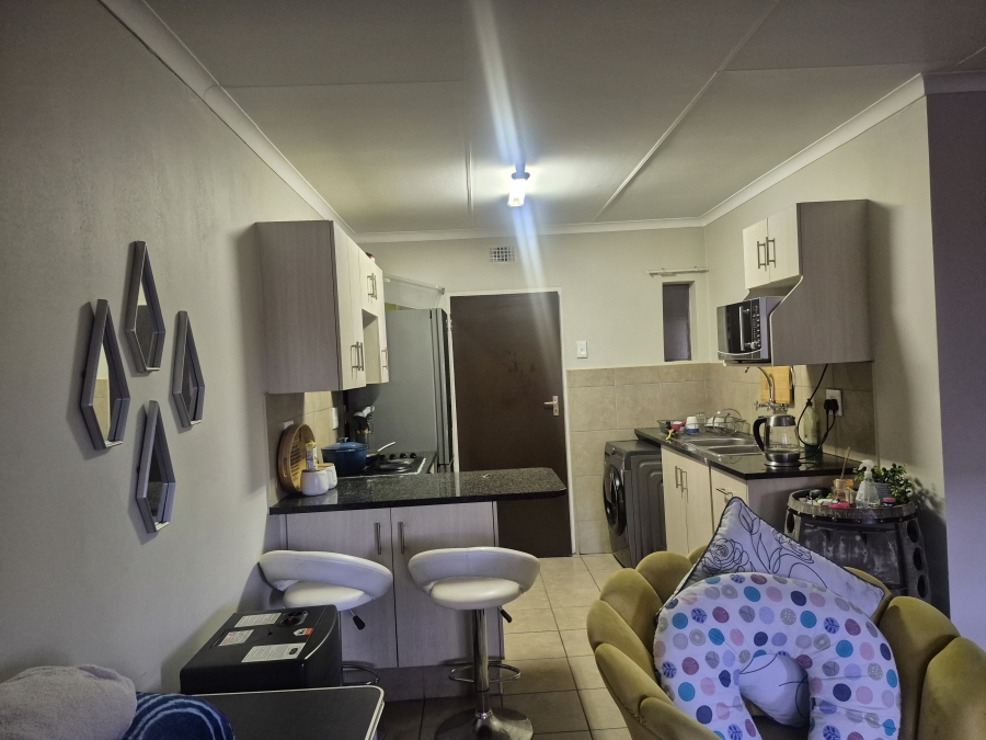 2 Bedroom Property for Sale in Noordwyk Gauteng